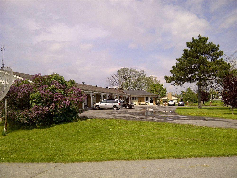 Lord Nelson Motel Кингстън Екстериор снимка
